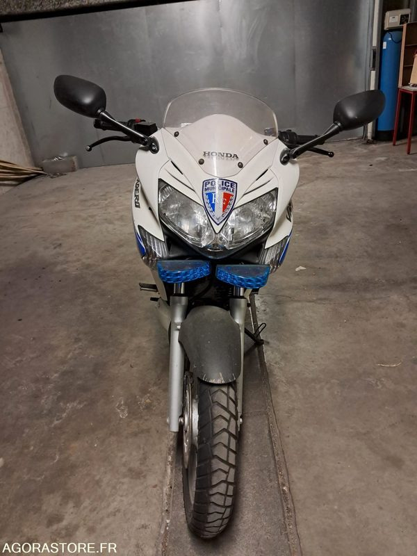 MOTO HONDA VARADERO 125 - Motorfiets: afbeelding 3 MOTO HONDA VARADERO 125 - Motorfiets: afbeelding 3
