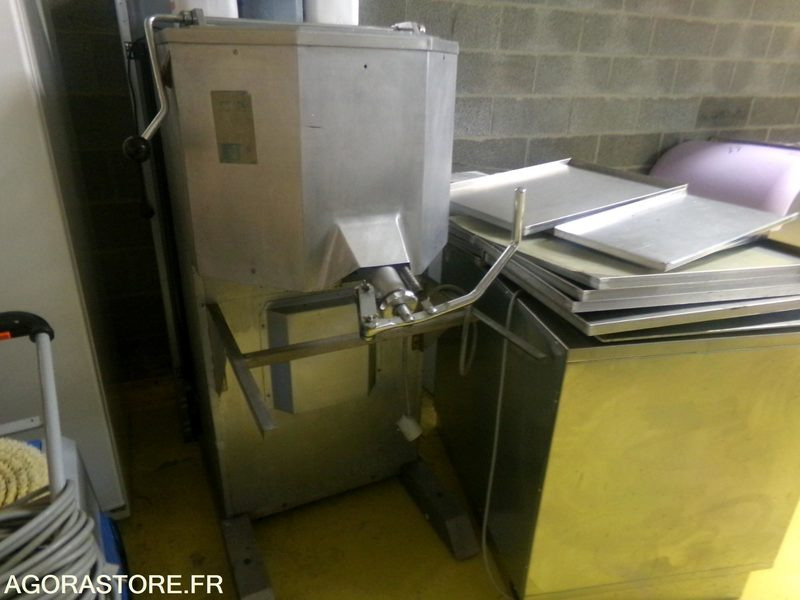 Machine à boue +four à plaques - Gereedschap/ Toebehoor: afbeelding 1 Machine à boue +four à plaques - Gereedschap/ Toebehoor: afbeelding 1