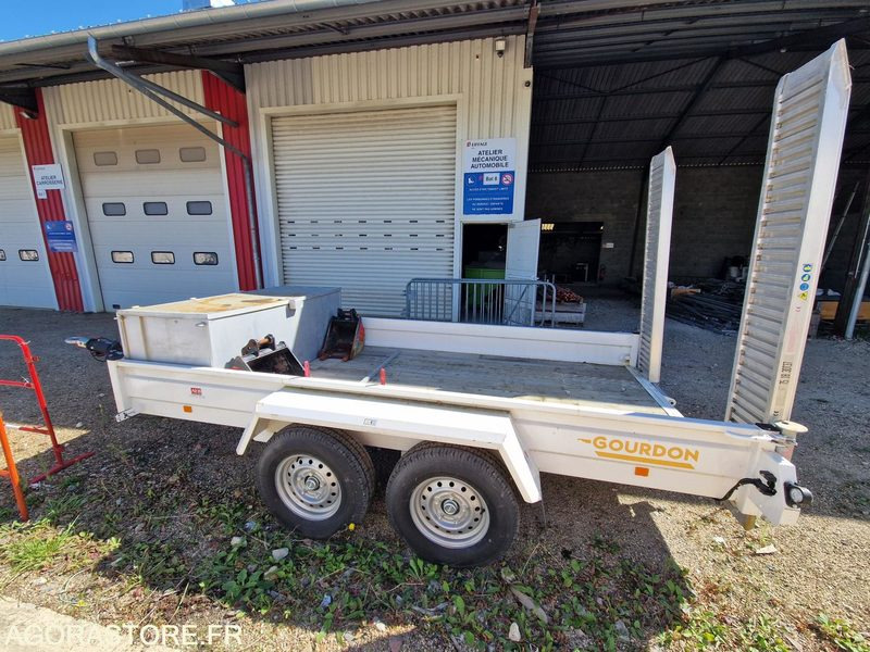 Mini Pelle 1T JCB 8010CTS + Remorque - 2023 / (NEUVE) 19 HEURES (EMF201) - Minigraafmachine: afbeelding 5 Mini Pelle 1T JCB 8010CTS + Remorque - 2023 / (NEUVE) 19 HEURES (EMF201) - Minigraafmachine: afbeelding 5