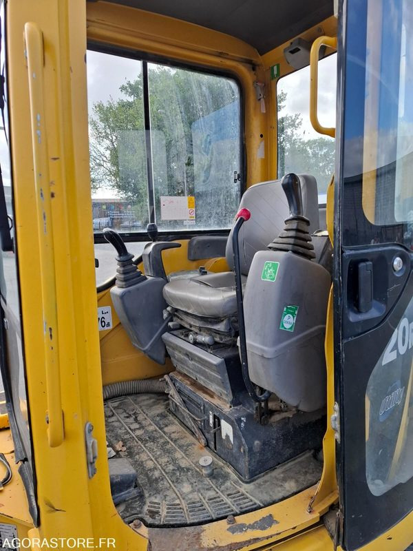 Mini pelle KOMATSU PC20R8 - 2003 / 5068 HEURES - Minigraafmachine: afbeelding 5 Mini pelle KOMATSU PC20R8 - 2003 / 5068 HEURES - Minigraafmachine: afbeelding 5