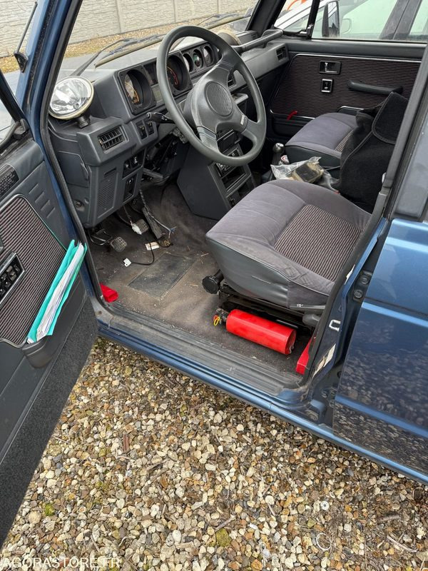 Mitsubishi Pajero v6 - SUV: afbeelding 5 Mitsubishi Pajero v6 - SUV: afbeelding 5