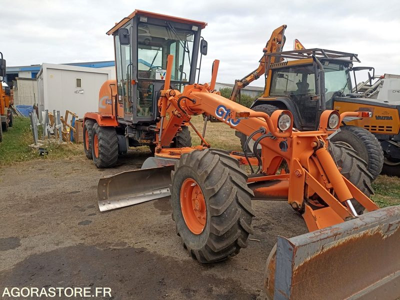 Niveleuse FIAT KOBELCO G110 2207 heures - TOURNANT et ROULANT - Grader: afbeelding 1 Niveleuse FIAT KOBELCO G110 2207 heures - TOURNANT et ROULANT - Grader: afbeelding 1