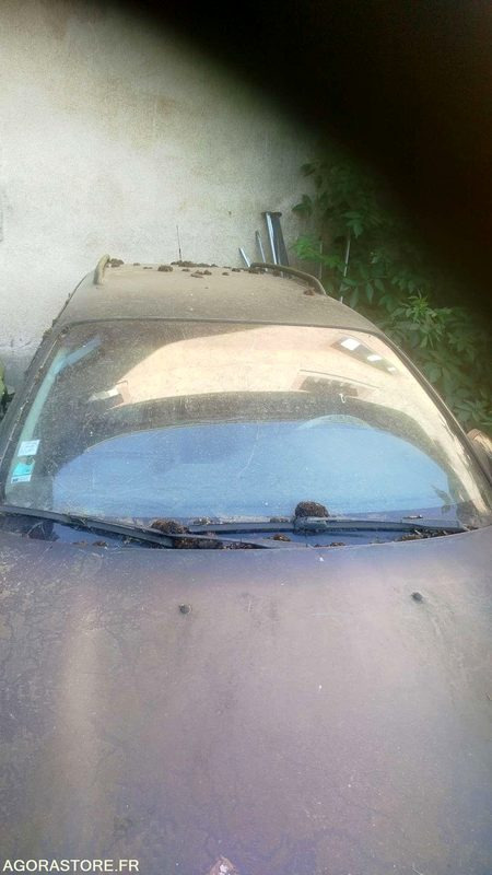 OPEL OMÉGA BREAK - 1996 - Personenwagen: afbeelding 3 OPEL OMÉGA BREAK - 1996 - Personenwagen: afbeelding 3