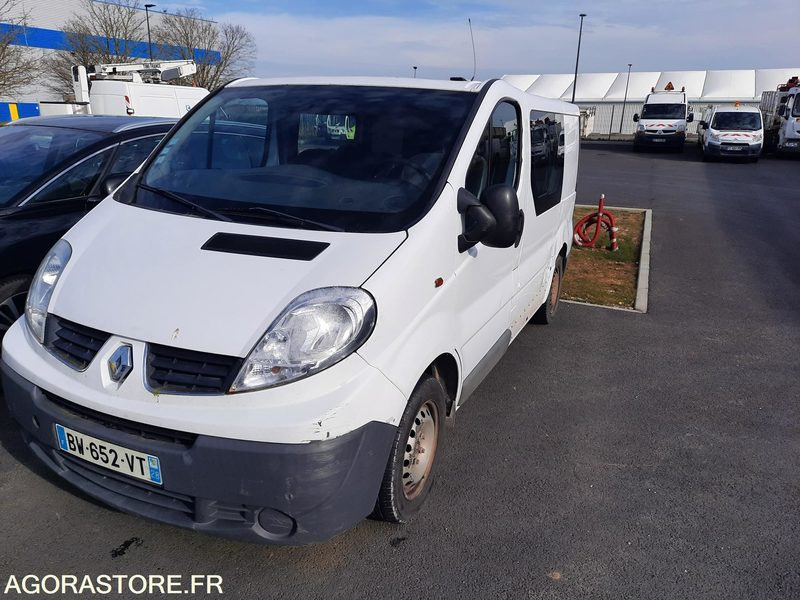 OPEL VIVARO - 2011 - 112 800KM - Gesloten bestelwagen: afbeelding 1 OPEL VIVARO - 2011 - 112 800KM - Gesloten bestelwagen: afbeelding 1