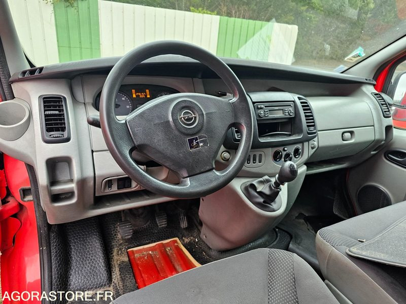 Gesloten bestelwagen OPEL VIVARO 246157kms 2008 - 5789VX86: afbeelding 8 Gesloten bestelwagen OPEL VIVARO 246157kms 2008 - 5789VX86: afbeelding 8