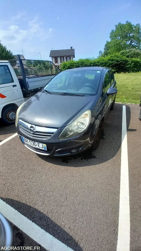 Opel Corsa - Personenwagen: afbeelding 1 Opel Corsa - Personenwagen: afbeelding 1
