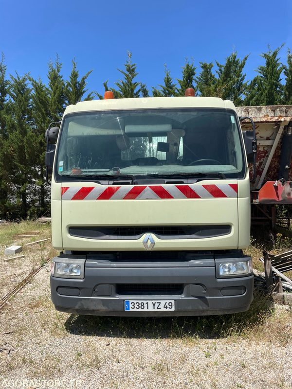 PATA SECMAIR 4x2 2004 - Bitumen sprayer: afbeelding 1 PATA SECMAIR 4x2 2004 - Bitumen sprayer: afbeelding 1
