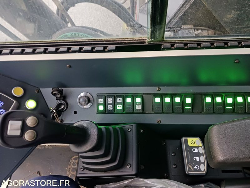 Graafmachine PELLE DE MANUTENTION TABARELLI T308 DIESEL 18T500 616h 2022: afbeelding 17