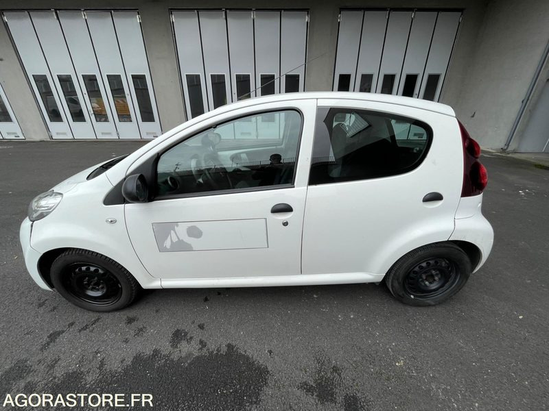 PEUGEOT 107 CL-586-LQ - Personenwagen: afbeelding 2 PEUGEOT 107 CL-586-LQ - Personenwagen: afbeelding 2