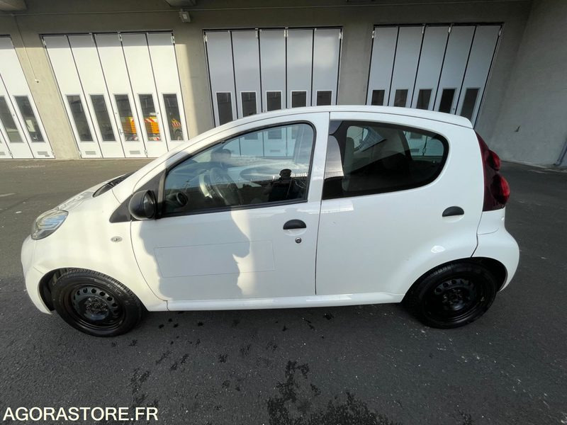 PEUGEOT 107 CL-635-LP - Personenwagen: afbeelding 2 PEUGEOT 107 CL-635-LP - Personenwagen: afbeelding 2