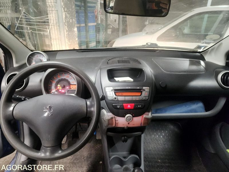 PEUGEOT 107 - Personenwagen: afbeelding 3 PEUGEOT 107 - Personenwagen: afbeelding 3