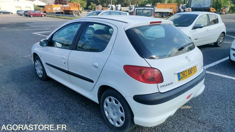 PEUGEOT 206 - 2005 -175624kms - Personenwagen: afbeelding 3 PEUGEOT 206 - 2005 -175624kms - Personenwagen: afbeelding 3