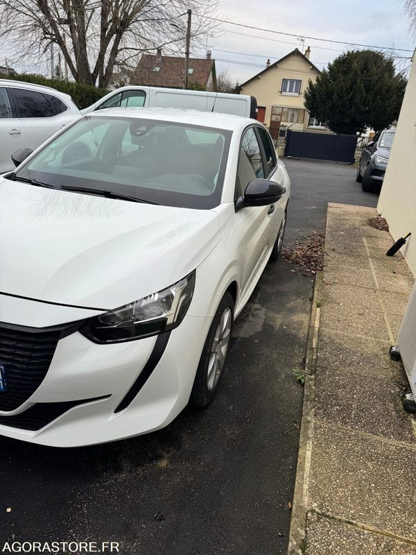 PEUGEOT - 208 - 2022 / 88000 KM - Personenwagen: afbeelding 2 PEUGEOT - 208 - 2022 / 88000 KM - Personenwagen: afbeelding 2