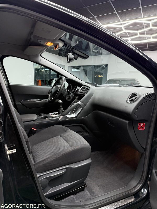 PEUGEOT 3008 1.6L HDI 115CH CROSSWAY - SUV: afbeelding 4 PEUGEOT 3008 1.6L HDI 115CH CROSSWAY - SUV: afbeelding 4