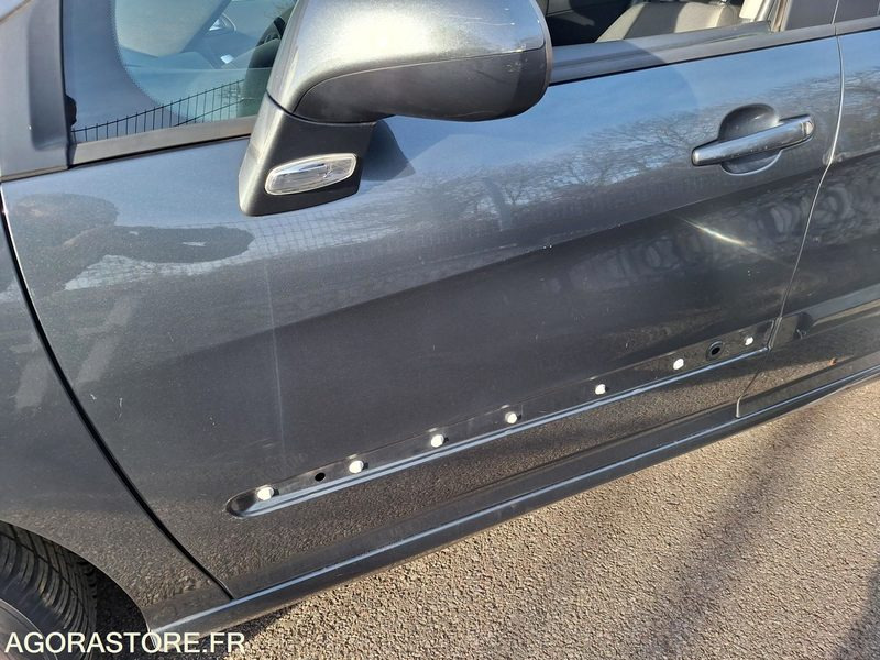 PEUGEOT 308 _ 5 places _ Diesel - Personenwagen: afbeelding 5 PEUGEOT 308 _ 5 places _ Diesel - Personenwagen: afbeelding 5