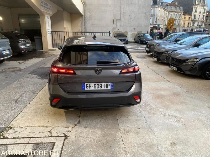 PEUGEOT 308 III (P5) SW 1.5 BlueHDi 16V EAT8 S&S 130 Boîte automatique PAS TVA - Stationwagen: afbeelding 5 PEUGEOT 308 III (P5) SW 1.5 BlueHDi 16V EAT8 S&S 130 Boîte automatique PAS TVA - Stationwagen: afbeelding 5