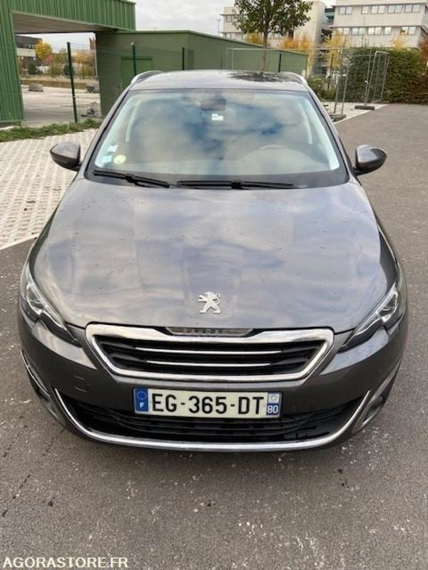 PEUGEOT 308SW - 2016 - 172000 KM - Stationwagen: afbeelding 2 PEUGEOT 308SW - 2016 - 172000 KM - Stationwagen: afbeelding 2
