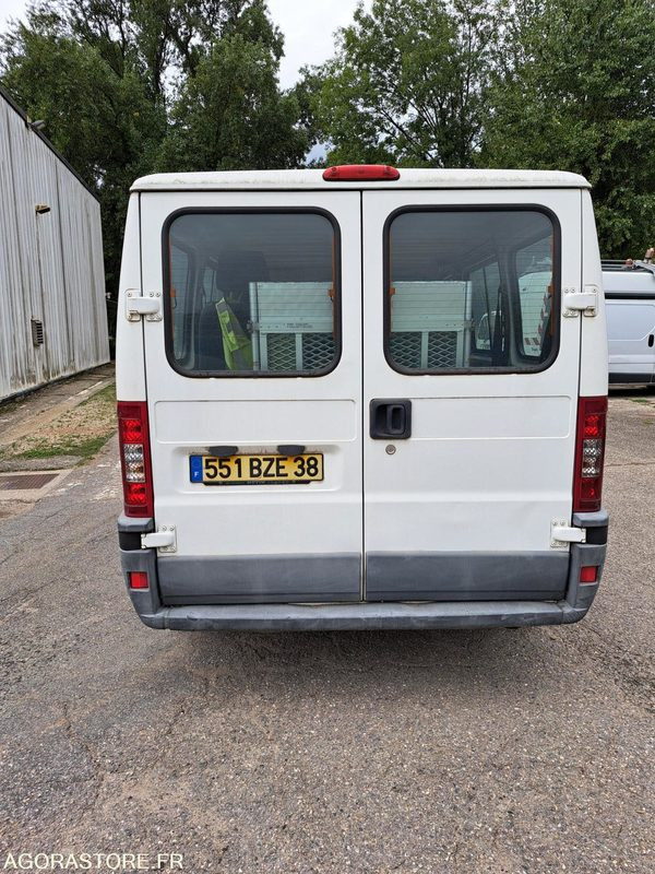 PEUGEOT BOXER-73 948 KMS-2003-551BZE38 - Minibus, Personenvervoer: afbeelding 4 PEUGEOT BOXER-73 948 KMS-2003-551BZE38 - Minibus, Personenvervoer: afbeelding 4
