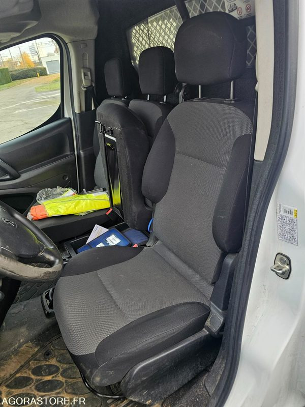 PEUGEOT PARTNER - 2018 - 189946KM - FB126SH - Kleine bestelwagen: afbeelding 5 PEUGEOT PARTNER - 2018 - 189946KM - FB126SH - Kleine bestelwagen: afbeelding 5