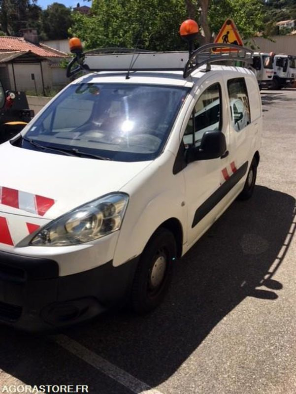 PEUGEOT PARTNER HDI 16 (B9) - Kleine bestelwagen: afbeelding 4 PEUGEOT PARTNER HDI 16 (B9) - Kleine bestelwagen: afbeelding 4