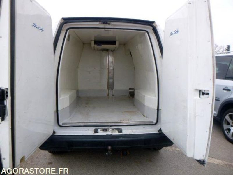PEUGEOT expert frigorifique - 2003 - 96 210km - BON ETAT - Kleine bestelwagen: afbeelding 5 PEUGEOT expert frigorifique - 2003 - 96 210km - BON ETAT - Kleine bestelwagen: afbeelding 5
