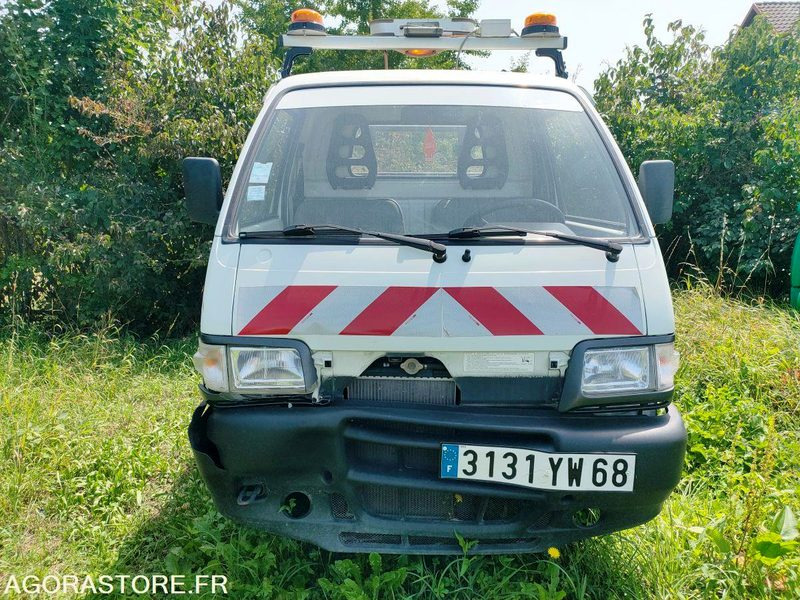 PIAGGIO PORTER - Kipper bestelwagen: afbeelding 2 PIAGGIO PORTER - Kipper bestelwagen: afbeelding 2