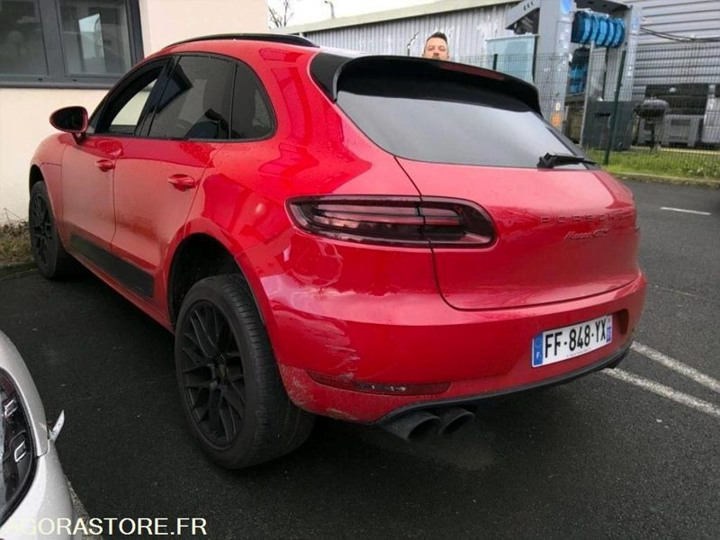 PORSCHE MACAN GTS 3.0 BI-TURBO 360 CH ACCIDENTÉ (2019) - SUV: afbeelding 1 PORSCHE MACAN GTS 3.0 BI-TURBO 360 CH ACCIDENTÉ (2019) - SUV: afbeelding 1