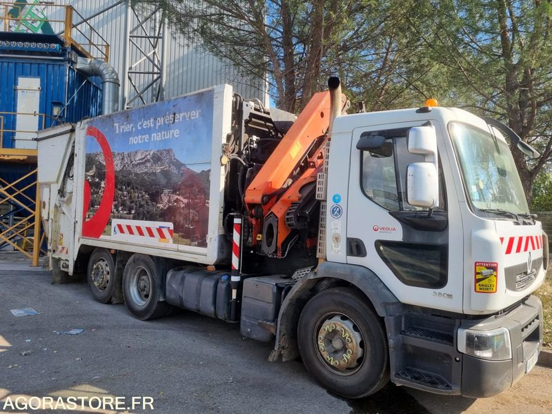 PORTEUR RENAULT 26t BOM GRUE de 2010 - 348000 km (r30074) - Vuilniswagen, Kraanwagen: afbeelding 1 PORTEUR RENAULT 26t BOM GRUE de 2010 - 348000 km (r30074) - Vuilniswagen, Kraanwagen: afbeelding 1