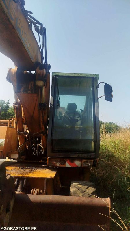 Pelle CASE 688 - 21595heures - Graaflaadmachine: afbeelding 1 Pelle CASE 688 - 21595heures - Graaflaadmachine: afbeelding 1