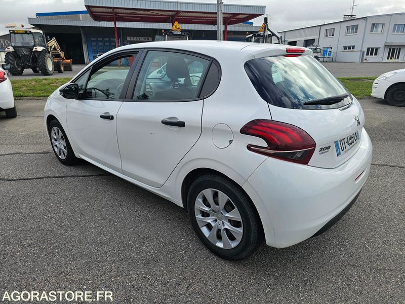 Peugeot 208 - 2015 - 151844km - DT486LK - Personenwagen: afbeelding 4 Peugeot 208 - 2015 - 151844km - DT486LK - Personenwagen: afbeelding 4