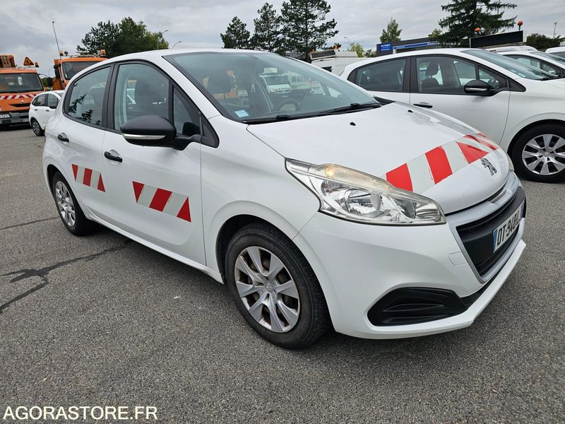 Peugeot 208 - 2015 - 169630km DT948LJ - Personenwagen: afbeelding 2 Peugeot 208 - 2015 - 169630km DT948LJ - Personenwagen: afbeelding 2