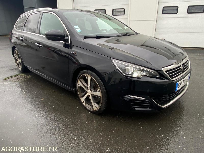 Peugeot 308 2.0HDI GT 180 sw 2015 full options moteur échange standard facture - Stationwagen: afbeelding 3 Peugeot 308 2.0HDI GT 180 sw 2015 full options moteur échange standard facture - Stationwagen: afbeelding 3