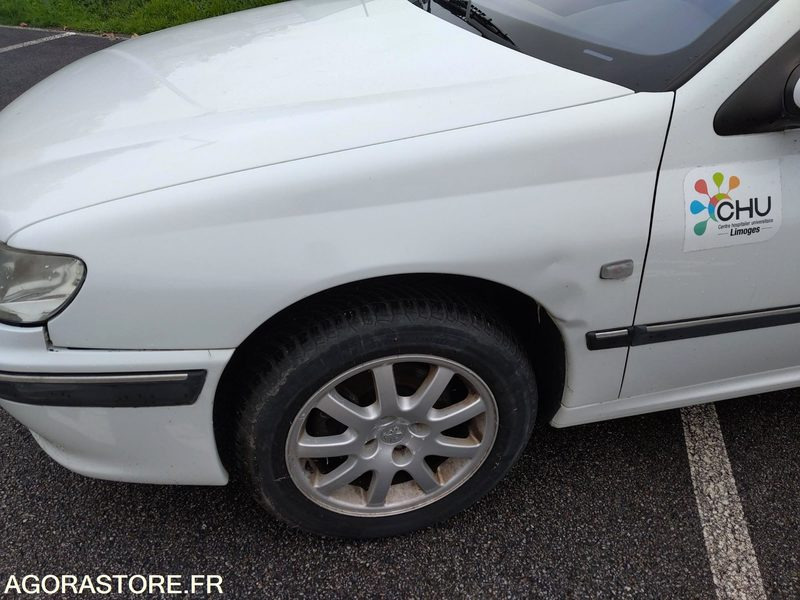 Peugeot 406 st pack sport break 2.2 essence 16v 160cv - Stationwagen: afbeelding 3 Peugeot 406 st pack sport break 2.2 essence 16v 160cv - Stationwagen: afbeelding 3