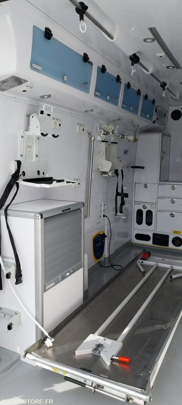 Ambulance Peugeot BOXER, 3L HDI, 2012, 329317 kms, moteur 63435kms: afbeelding 9 Ambulance Peugeot BOXER, 3L HDI, 2012, 329317 kms, moteur 63435kms: afbeelding 9