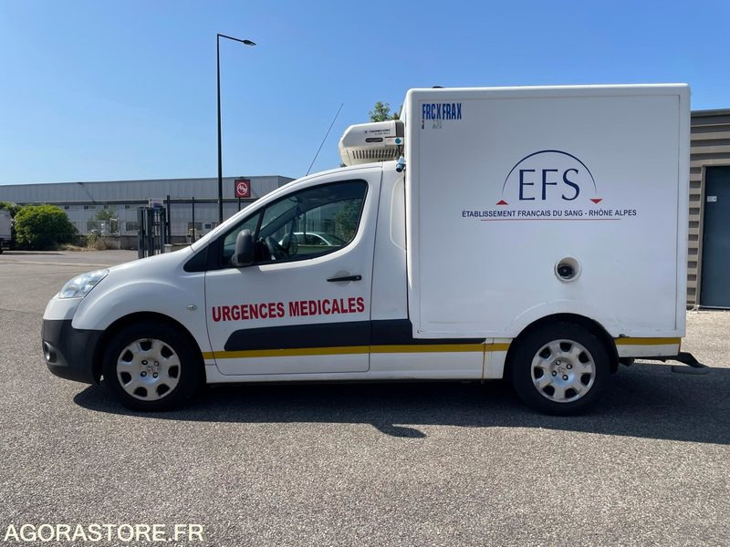 Peugeot PARTNER Frigo - Kleine bestelwagen: afbeelding 2 Peugeot PARTNER Frigo - Kleine bestelwagen: afbeelding 2