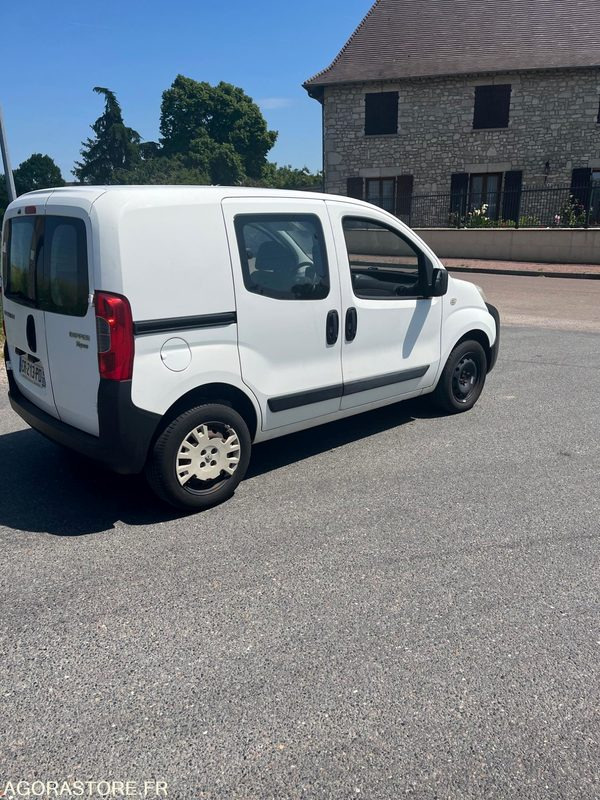 Peugeot bipper - 2013 - 138 000km - Personenwagen: afbeelding 5 Peugeot bipper - 2013 - 138 000km - Personenwagen: afbeelding 5