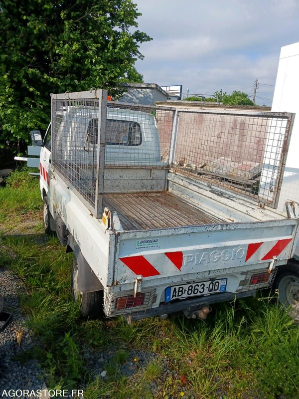 Piaggio Porter 90787 kms 2009 - Kipper bestelwagen: afbeelding 2 Piaggio Porter 90787 kms 2009 - Kipper bestelwagen: afbeelding 2