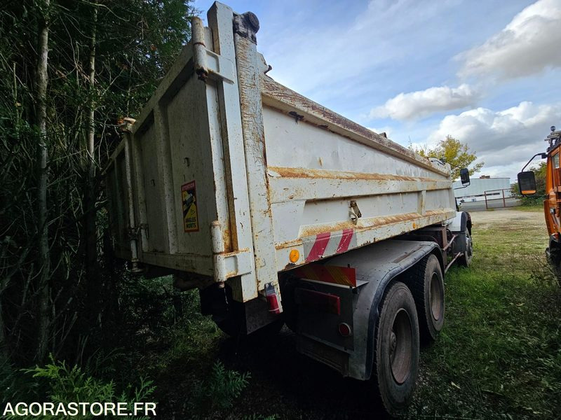 Porteur benne Renault C260 - 1985 - 356393km - BQ230WS - Kipper vrachtwagen: afbeelding 3 Porteur benne Renault C260 - 1985 - 356393km - BQ230WS - Kipper vrachtwagen: afbeelding 3