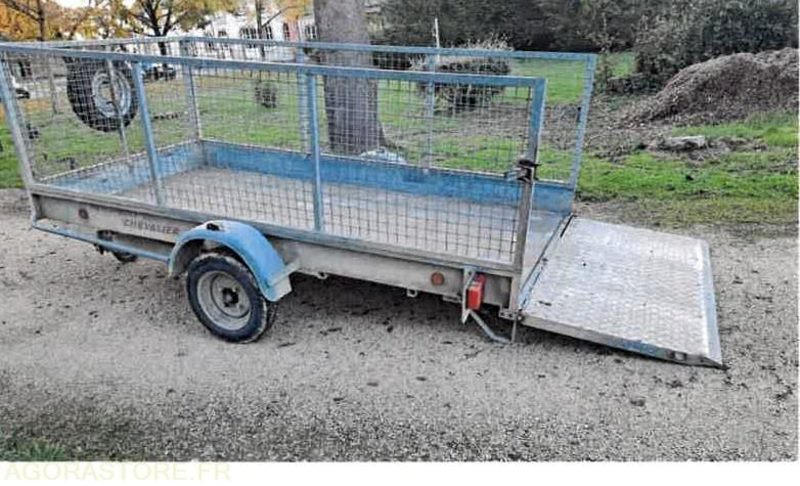 REMORQUE FREINEE AVEC CARTE GRISE - Tuinmachine: afbeelding 2 REMORQUE FREINEE AVEC CARTE GRISE - Tuinmachine: afbeelding 2