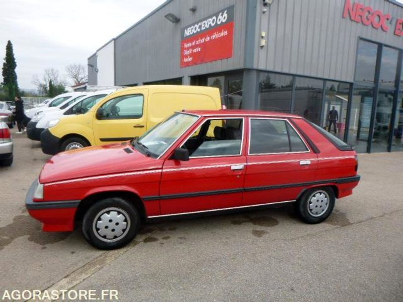 RENAULT 11 TSE - 1987 - 155 360km - Personenwagen: afbeelding 3 RENAULT 11 TSE - 1987 - 155 360km - Personenwagen: afbeelding 3
