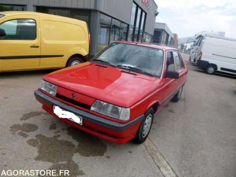 RENAULT 11 TSE - 1987 - 155 360km - Personenwagen: afbeelding 1 RENAULT 11 TSE - 1987 - 155 360km - Personenwagen: afbeelding 1