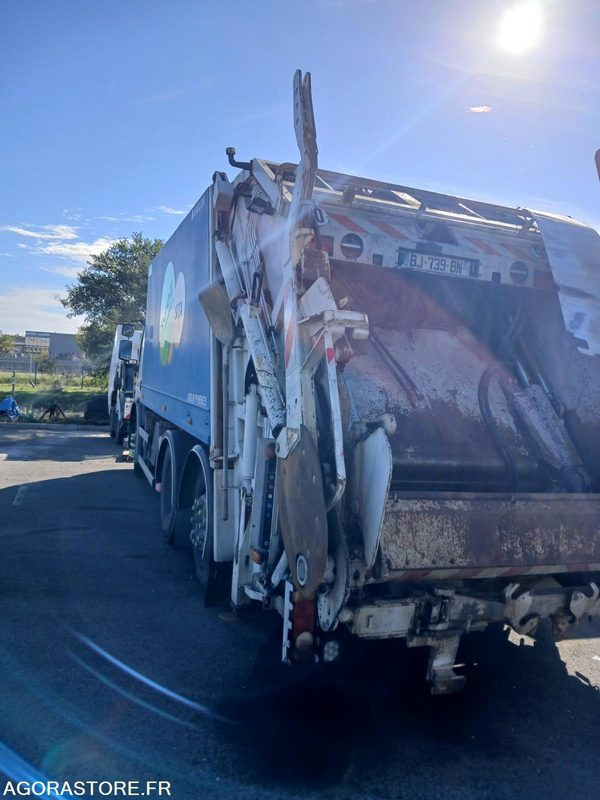 RENAULT 26T/BOM - FJ739BN - Vuilniswagen: afbeelding 3 RENAULT 26T/BOM - FJ739BN - Vuilniswagen: afbeelding 3