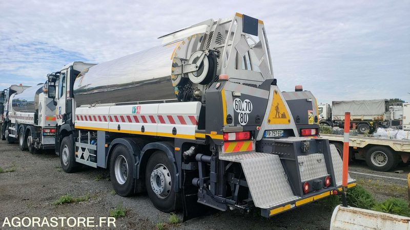 RENAULT C380 - 2020 - 13103 KM - Bitumen sprayer: afbeelding 3 RENAULT C380 - 2020 - 13103 KM - Bitumen sprayer: afbeelding 3