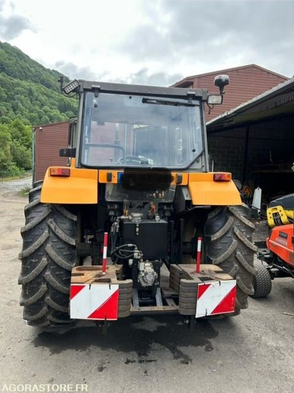 RENAULT CERES 95X - Tractor: afbeelding 2 RENAULT CERES 95X - Tractor: afbeelding 2