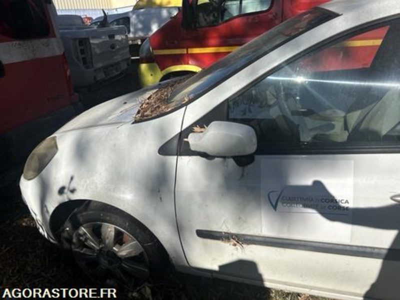RENAULT CLIO - 2008 - 260000KM - 3664GX2A - Personenwagen: afbeelding 5 RENAULT CLIO - 2008 - 260000KM - 3664GX2A - Personenwagen: afbeelding 5
