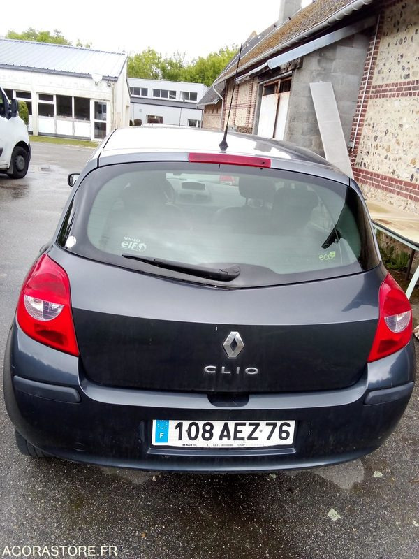 RENAULT CLIO 2008 - 91679 KMS - Personenwagen: afbeelding 2 RENAULT CLIO 2008 - 91679 KMS - Personenwagen: afbeelding 2