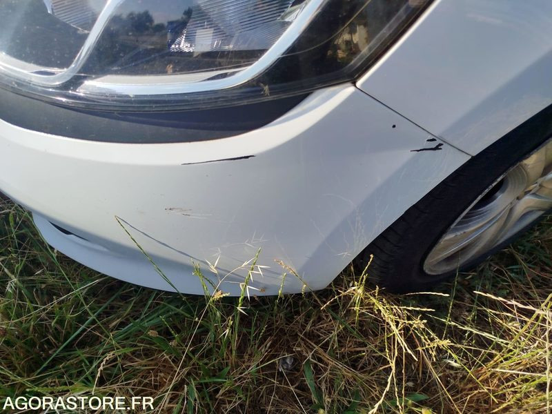 RENAULT CLIO - 2014 - Personenwagen: afbeelding 2 RENAULT CLIO - 2014 - Personenwagen: afbeelding 2