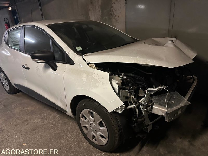 RENAULT CLIO - 2020 - 1858 KM - Personenwagen: afbeelding 1 RENAULT CLIO - 2020 - 1858 KM - Personenwagen: afbeelding 1