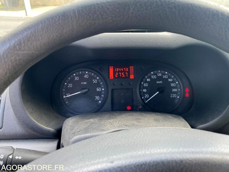 RENAULT CLIO 3 - Personenwagen: afbeelding 4 RENAULT CLIO 3 - Personenwagen: afbeelding 4