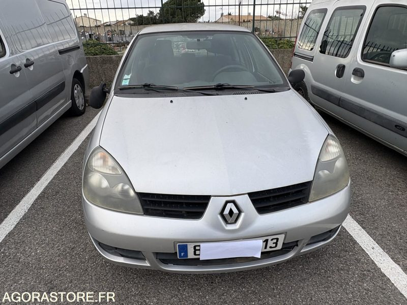 RENAULT CLIO 3 - Personenwagen: afbeelding 1 RENAULT CLIO 3 - Personenwagen: afbeelding 1